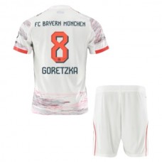 FC Bayern München Goretzka 8 Lasten Vieraspelipaita 2025-26 Jalkapallo Pelipaidat Peliasut