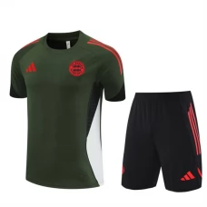 FC Bayern München Treenipaita Suits 2025-26 - Shorts Vihreä